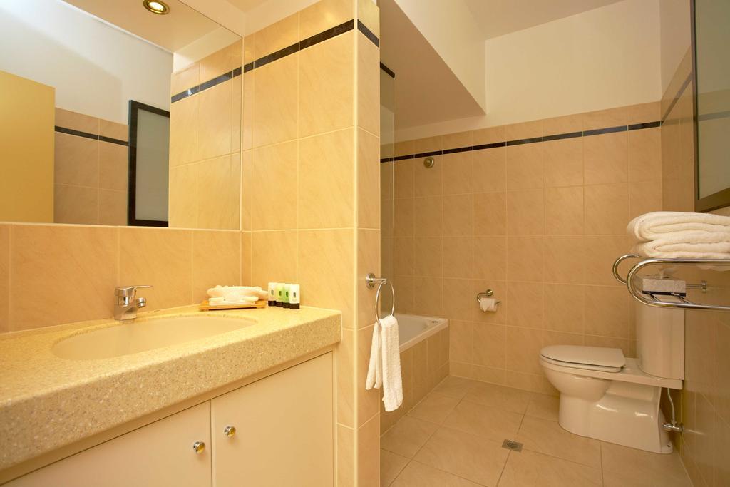 Quest Savoy Aparthotel Χόμπαρτ Δωμάτιο φωτογραφία